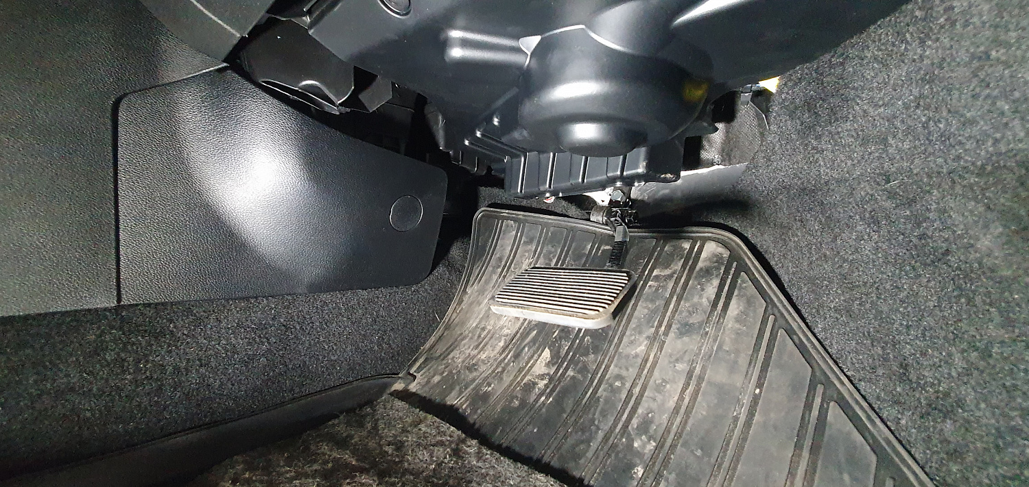 Установка тяговых педалей на EXEED (автомат, 1 шт.)
