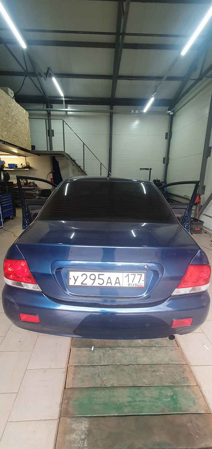 Установка тросовых педалей на Mitsubishi Lancer (механика, 2шт.)