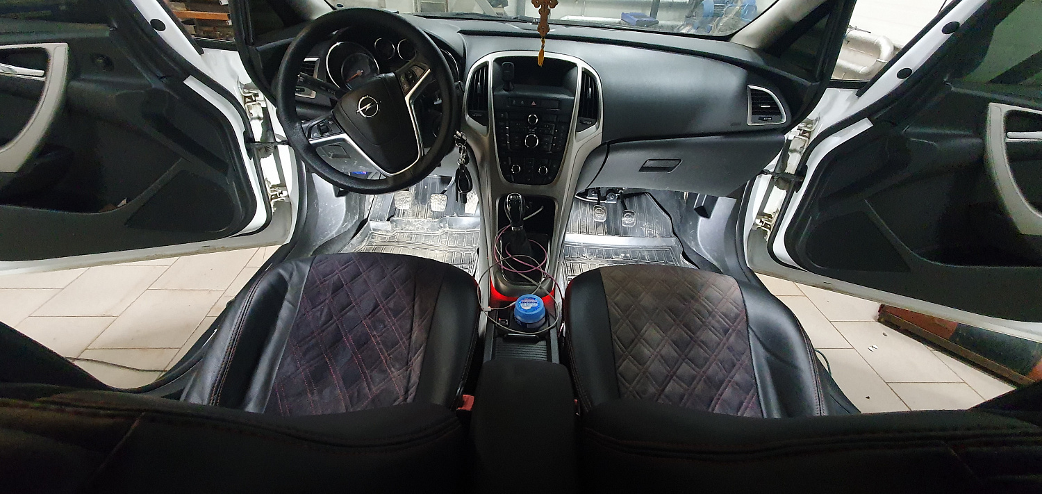 Установка тросовых педалей на Opel Astra  (механика, 2шт.)