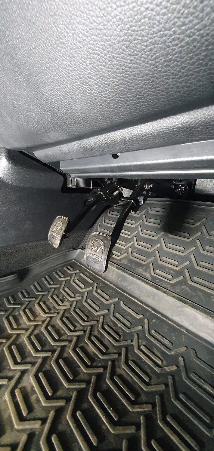 Установка тросовых педалей на Nissan Sentra (механика, 2шт.)
