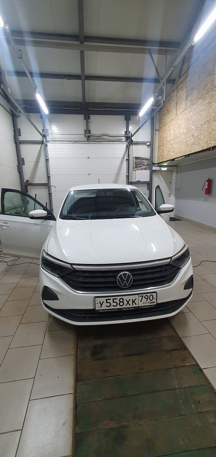 Установка тяговых педалей на Volkswagen Polo (механика, 3шт.)